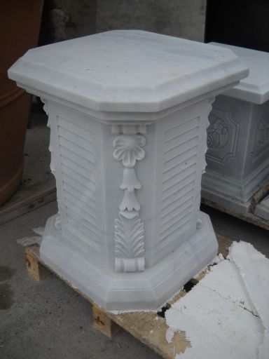 COLONNA BASE IN MARMO BIANCO MOD. B045