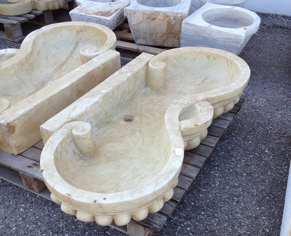 LAVANDINO IN MARMO LAVORATO DOPPIO BACCELLATO CM. 120