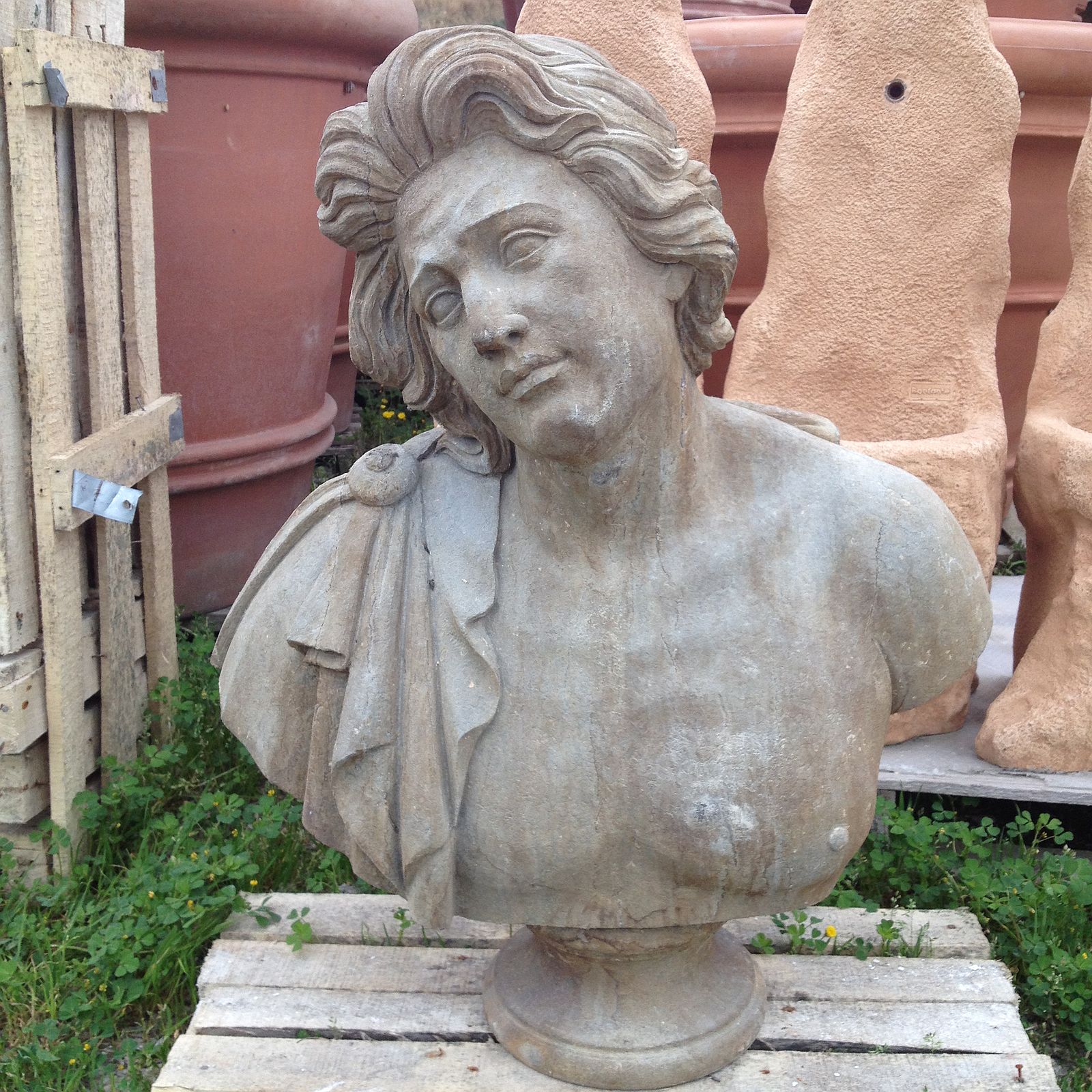 BUSTO UOMO IN PIETRA VECCHIA SCOLPITA MOD. 28