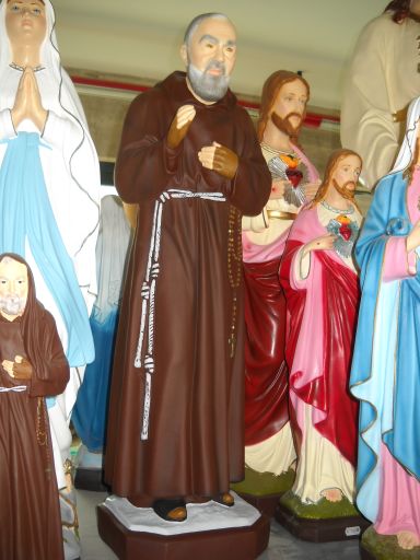 STATUA PADRE PIO IN RESINA INFRANGIBILE X ESTERNO CM. 80