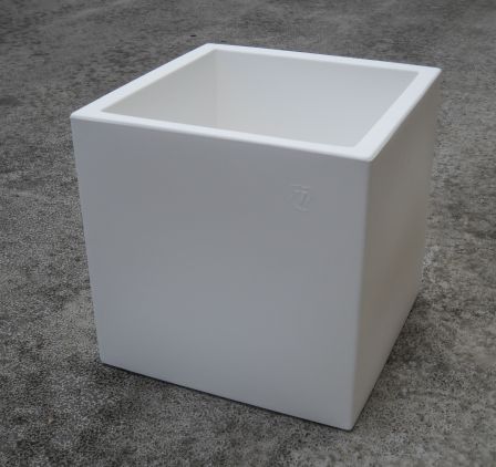 VASO CUBO IN RESINA Cm. 45X45 BIANCO